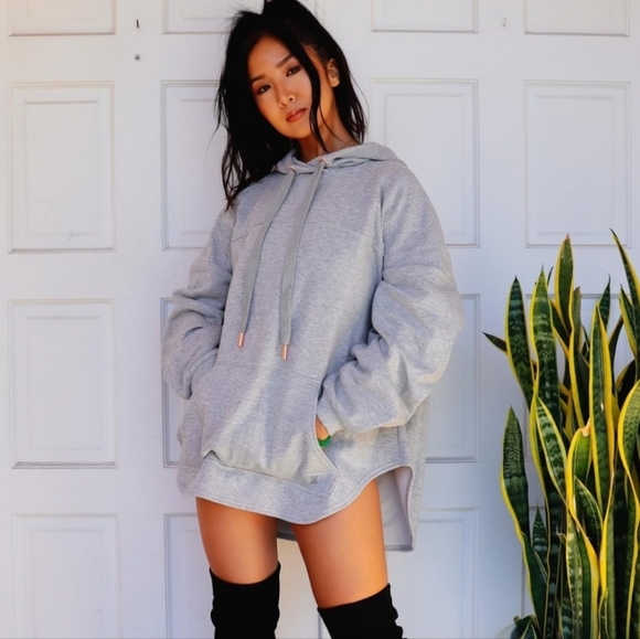 Savage X Fenty Platinum Gray Oversized Hoodie - Picture 3 of 14